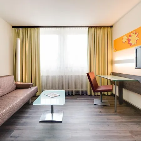 Novina Wohrdersee Nurnberg Hotel 4*