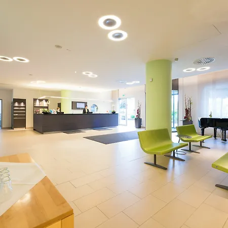 Hotel Novina Wohrdersee Nurnberg 4*
