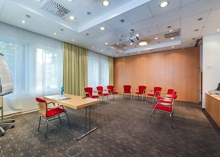 Novina Wohrdersee Nurnberg Hotel 4*