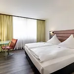Novina Wohrdersee Nurnberg 4*
