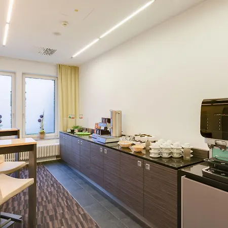 Novina Wohrdersee Nurnberg Hotel 4*